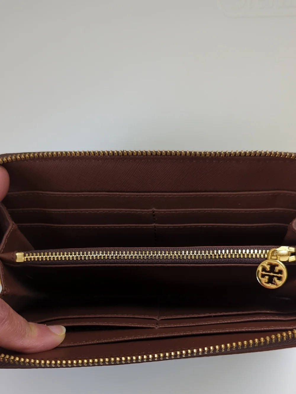 Tory Burch Robinson Zip Around Brown Saffiano Leather Wallet